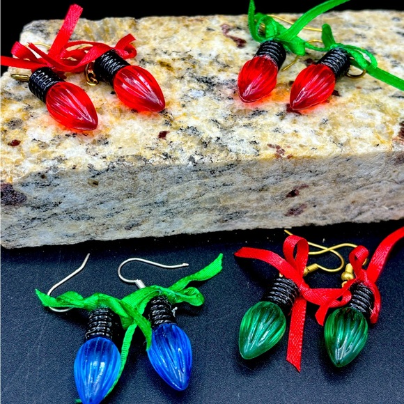 Christmas Earrings, Lightbulb Earrings, Cute Christmas, New Handmade Item - Picture 1 of 9